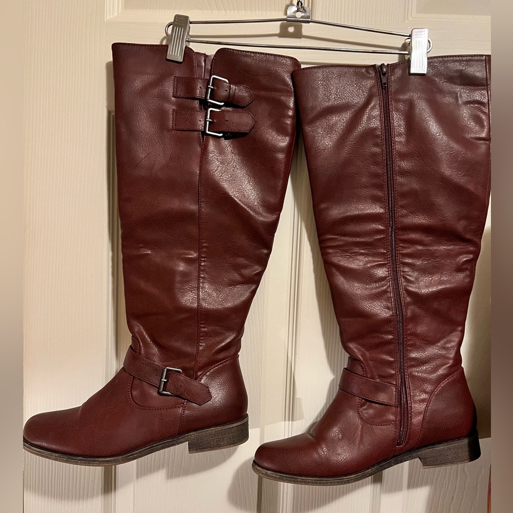 Burgundy Boot